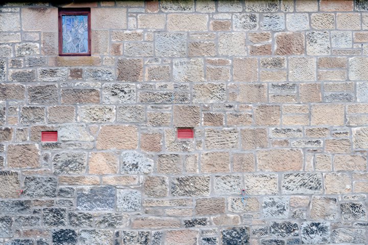 261922_130127690402904_5789768_n